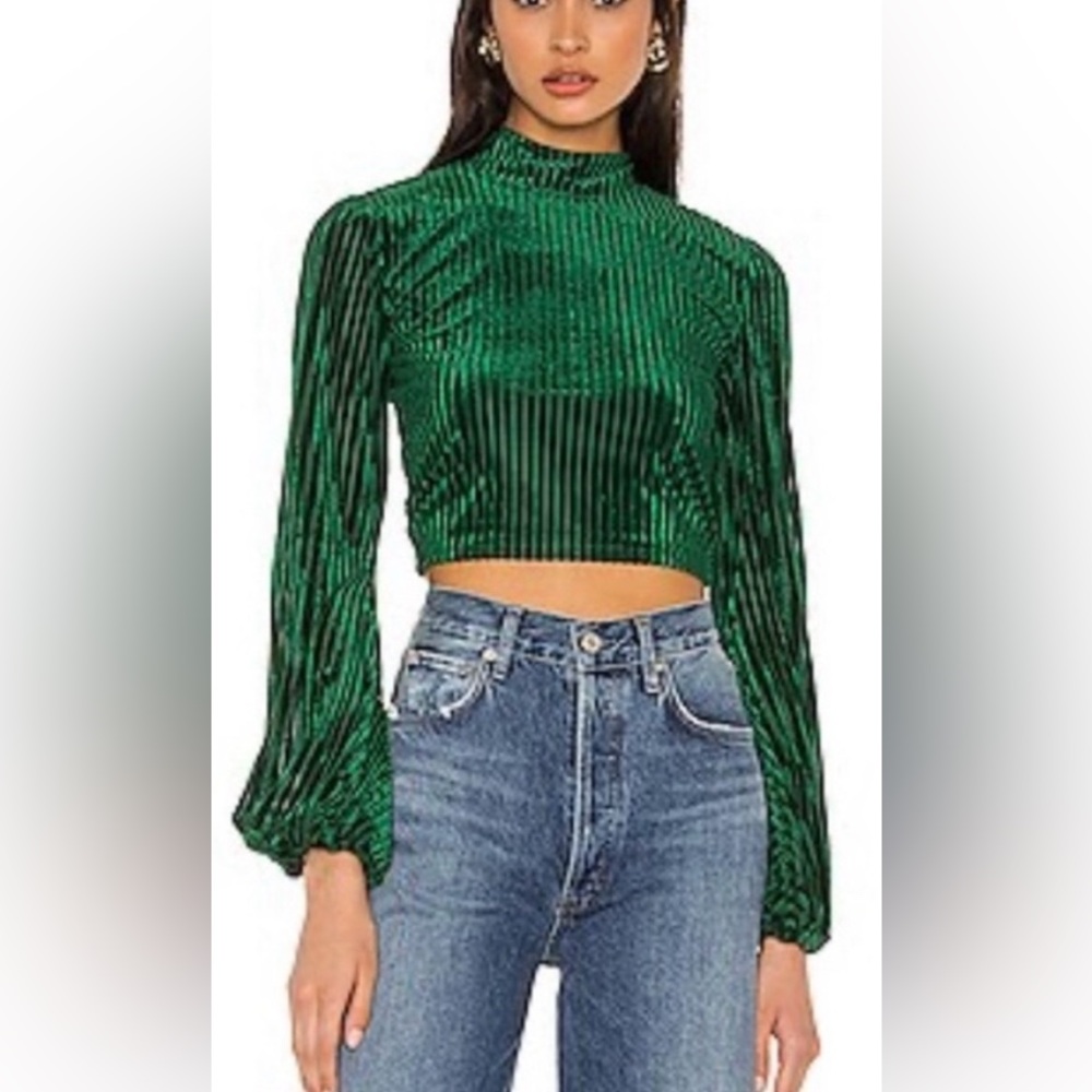 Women's blouse
Emerald green